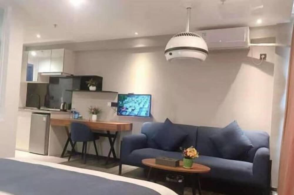 undefined Shenzhen Blueberry Hotel Airport Branch 9