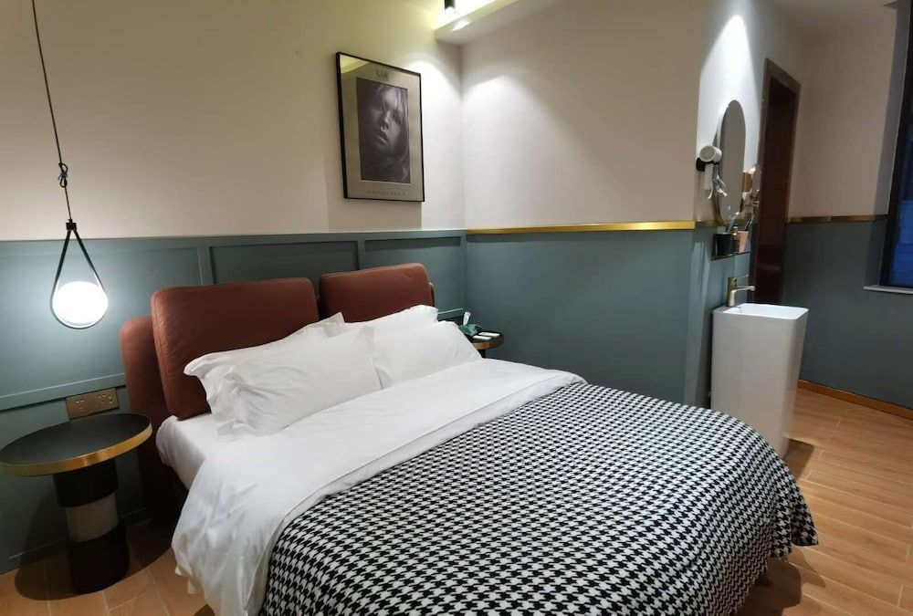 LIA HOTEL Elite Double Room 4