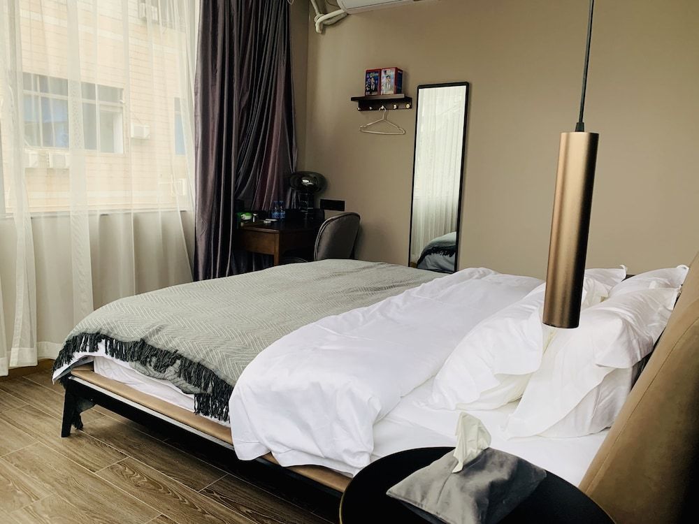 undefined LIA HOTEL 9