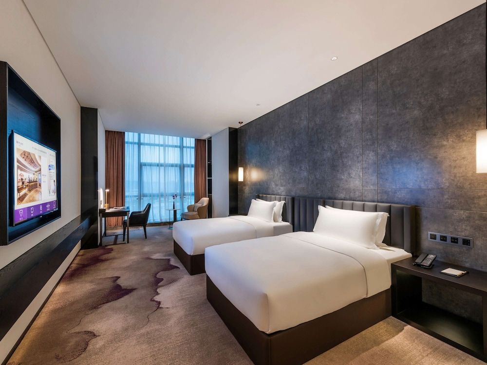 undefined Mercure Shenzhen Longgang - Pinghu Railway Station 4