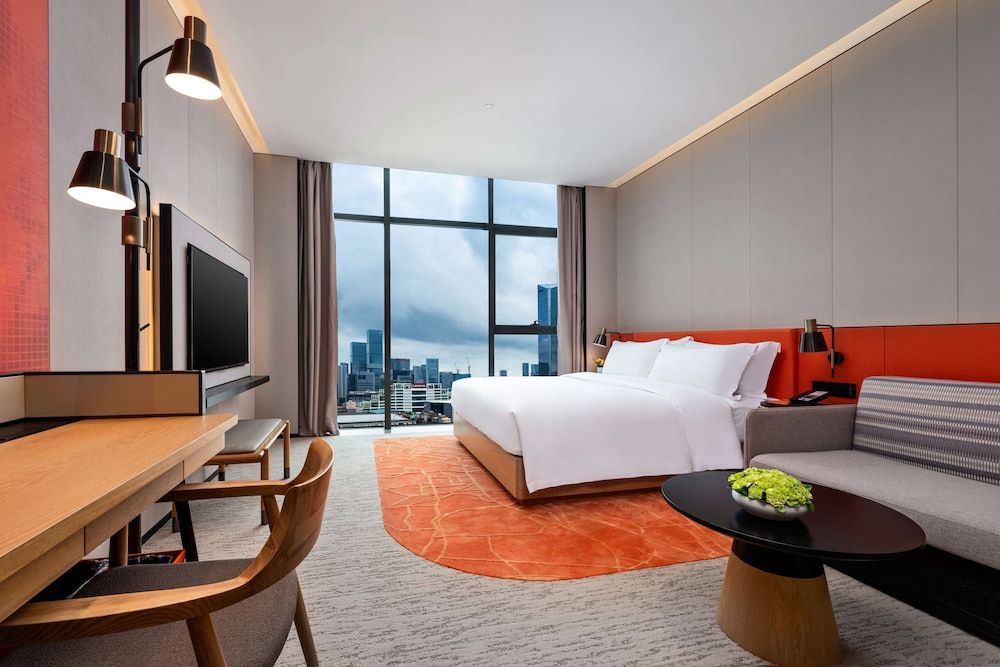 Hilton Garden Inn Shenzhen Nanshan Science & Technology Park Room, 1 King Bed (High Floor) 2