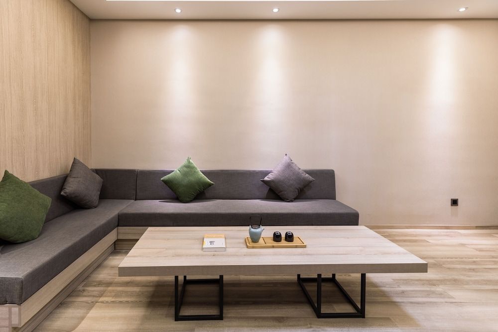 undefined Green Oriental Hotel (Shenzhen Pinghu South China City Hehua subway station) 6