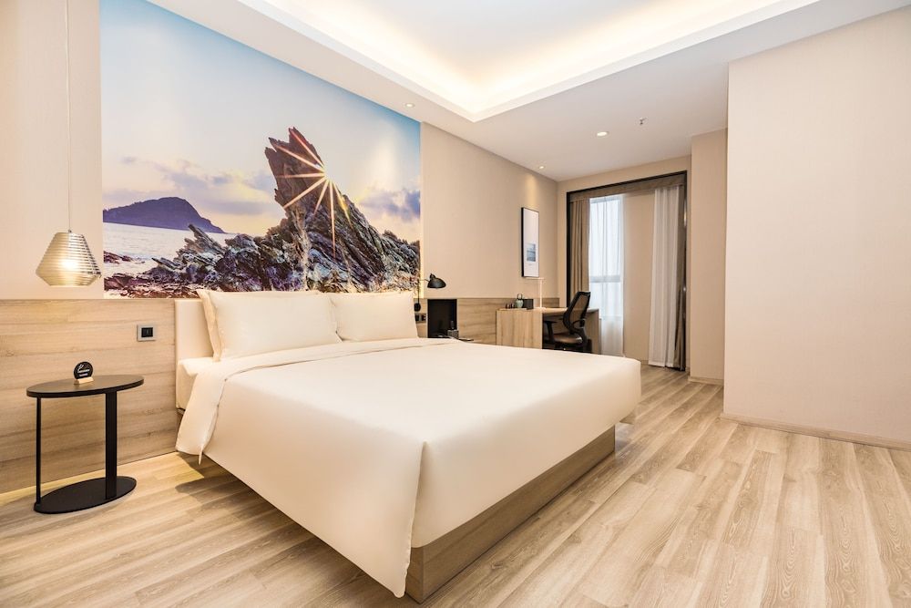 undefined Green Oriental Hotel (Shenzhen Pinghu South China City Hehua subway station) 5