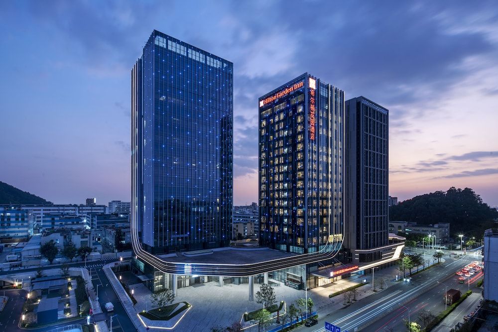undefined Hilton Garden Inn Shenzhen Airport