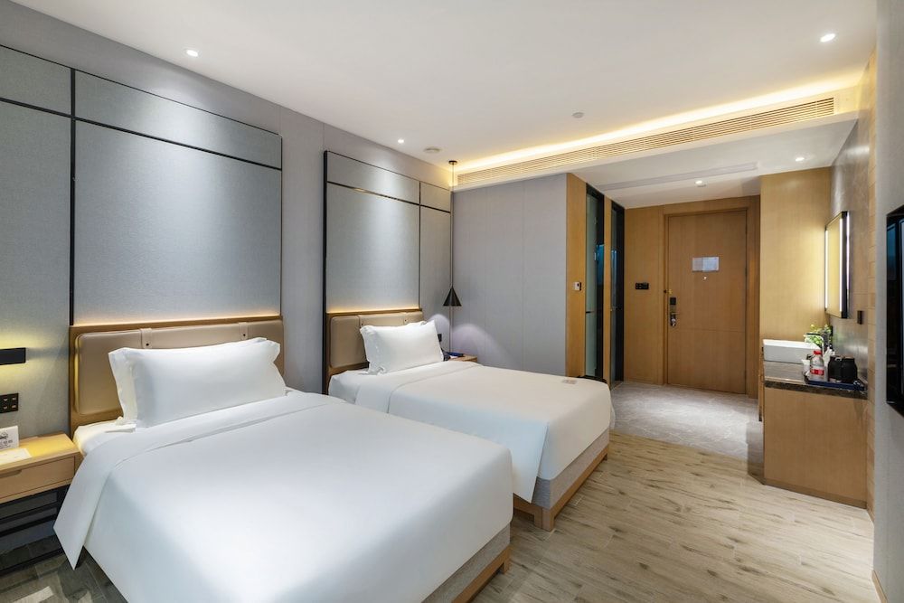 Apex Hotel Standard Twin Room 2