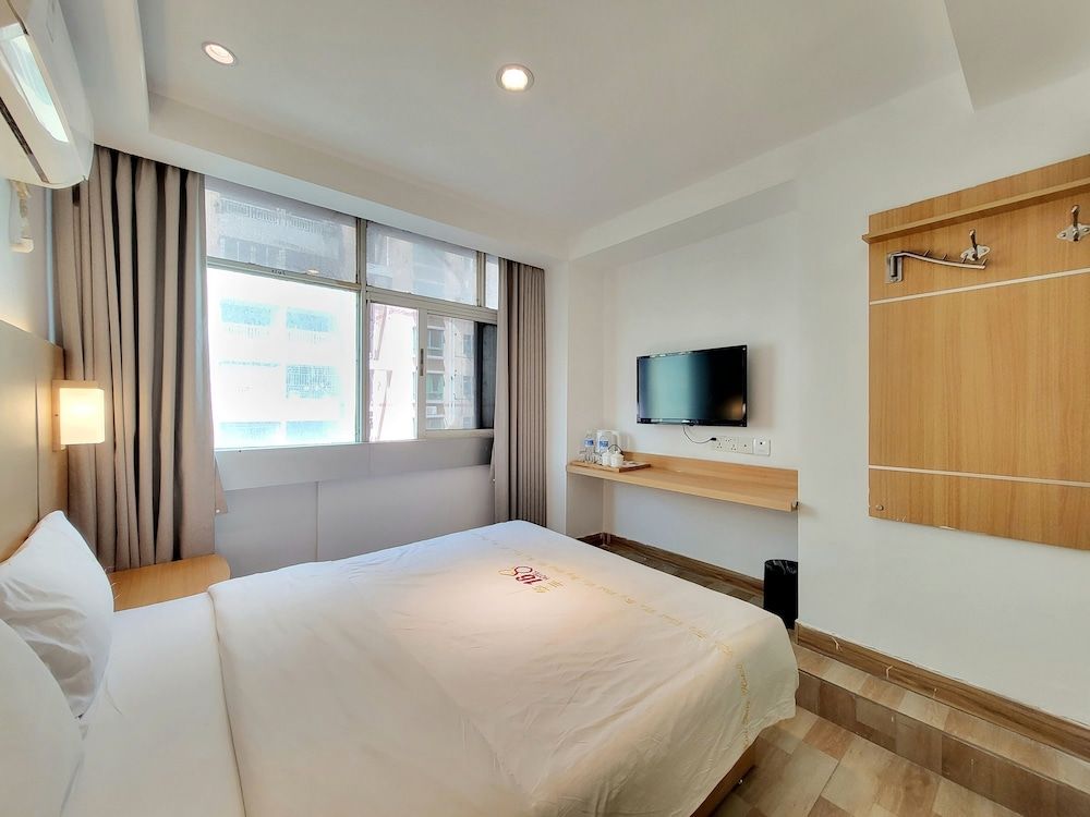 undefined WO hotel 3