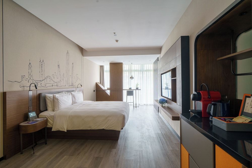 UrCove by HYATT Shenzhen Futian CBD