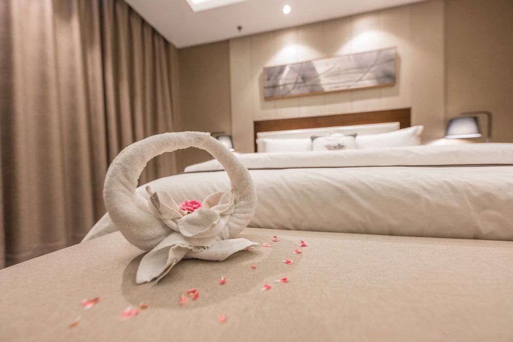 Double Room (Ultra Sassy)