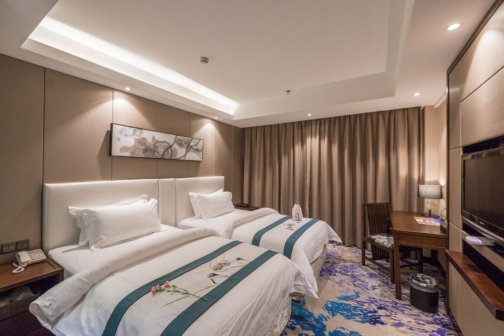 Twin Room (Super Sassy)