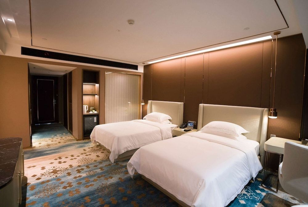 Deluxe Room, 2 Twin Beds, Non Smoking