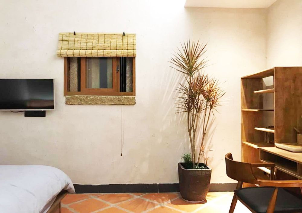 Elite Condo, 1 Queen Bed, Accessible, Non Smoking