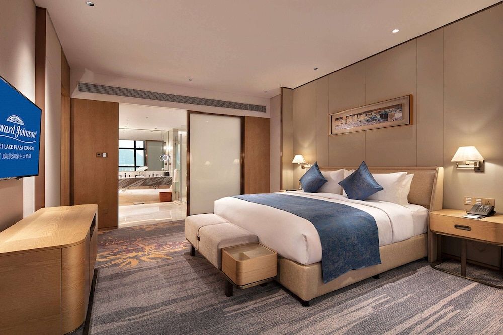 Executive Suite, 1 King Bed, Non Smoking
