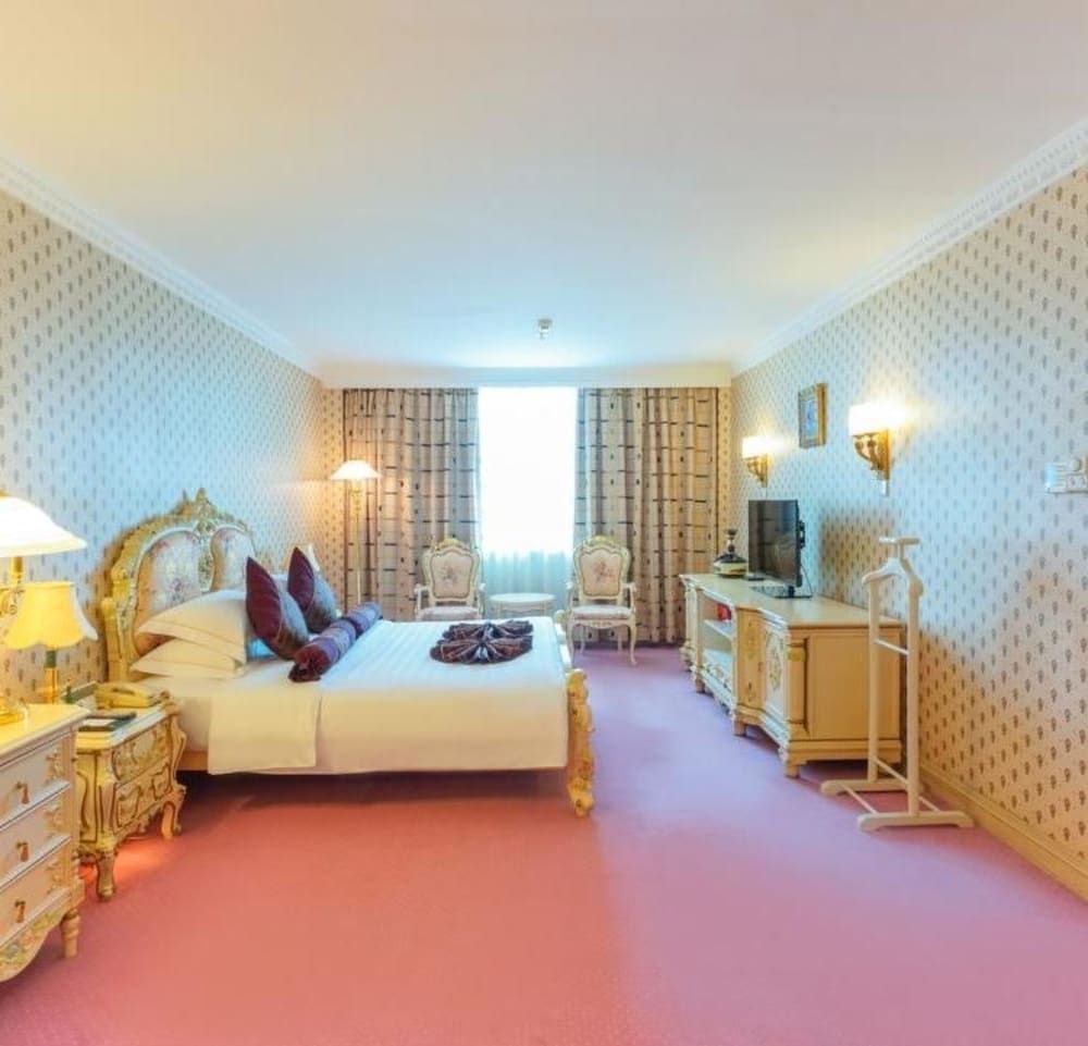 Family Suite (Western Style)