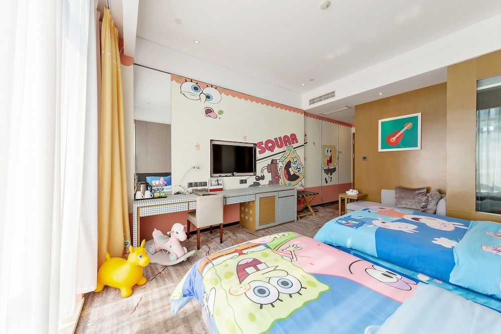 Tianyuan Junlong Hotel Family Room 5