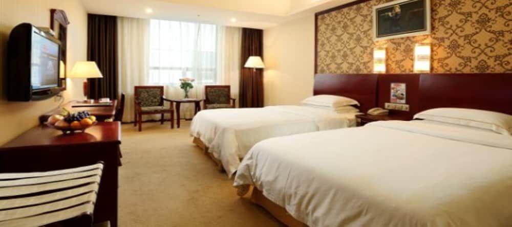 Weiluola Deluxe Twin Room