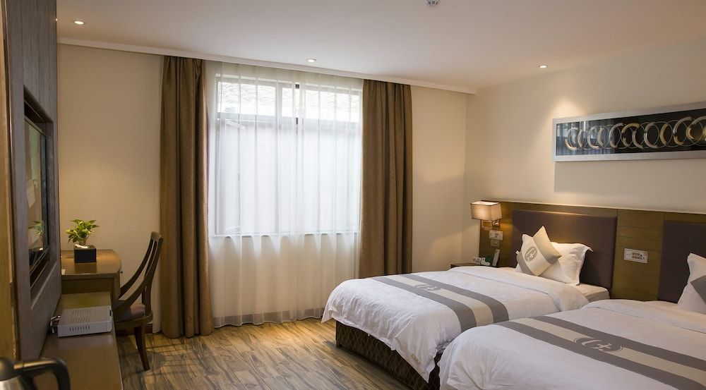 Comfort Double or Twin Room, Multiple Beds, Smoking