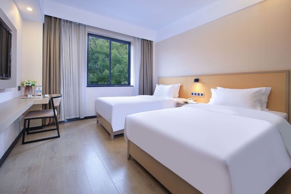 Comfort Twin Room