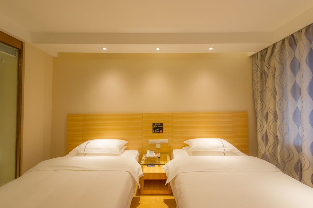 Comfort Twin Room
