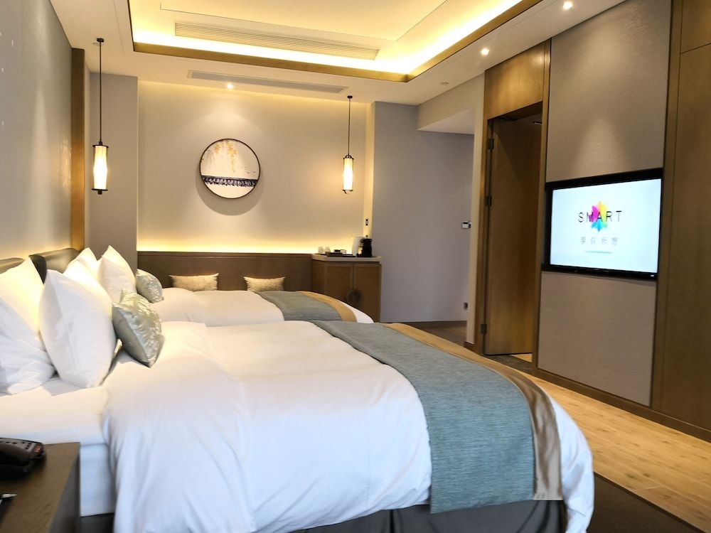 Romantic Twin Room