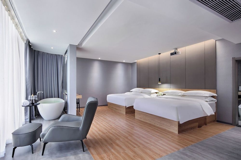 Standard Twin Room