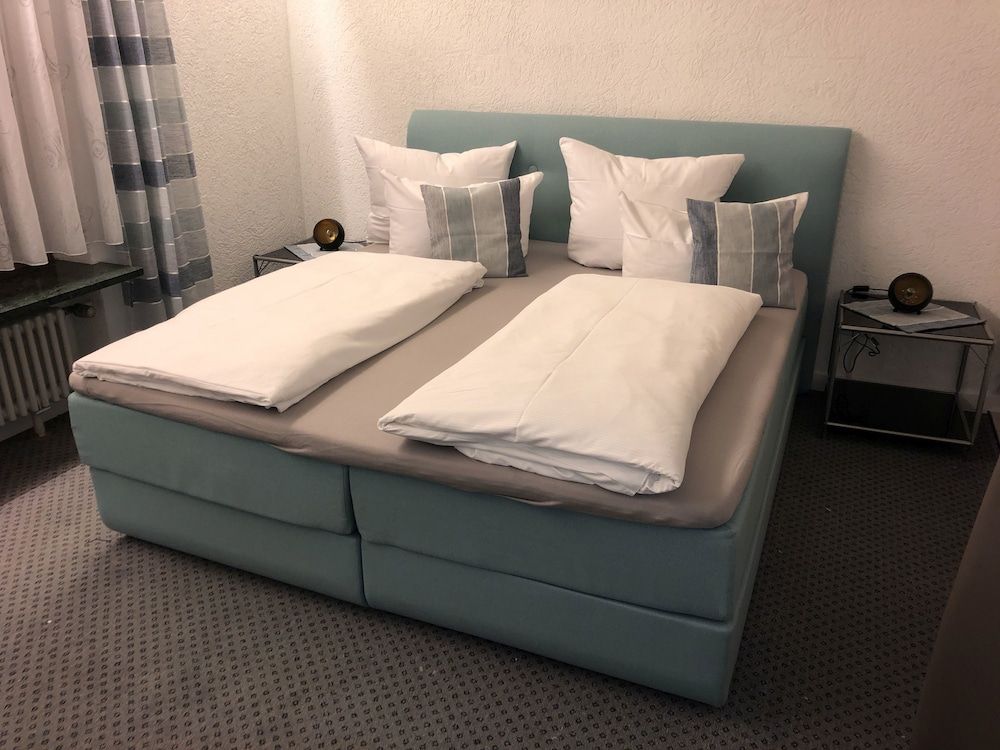 Double Room, Mountain View