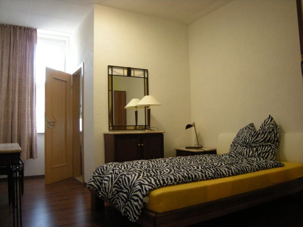 Comfort Single Room