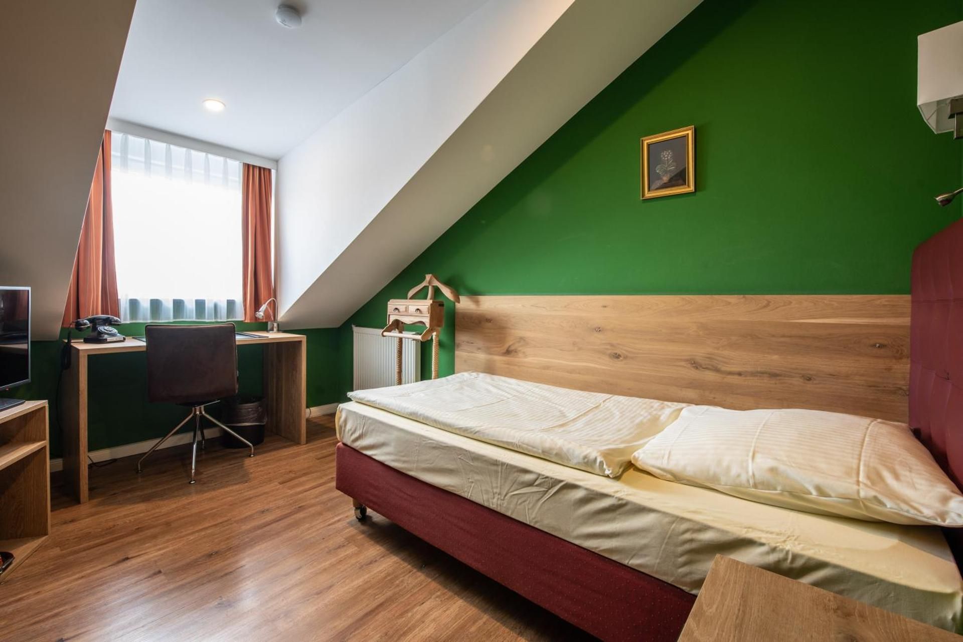 Single Room