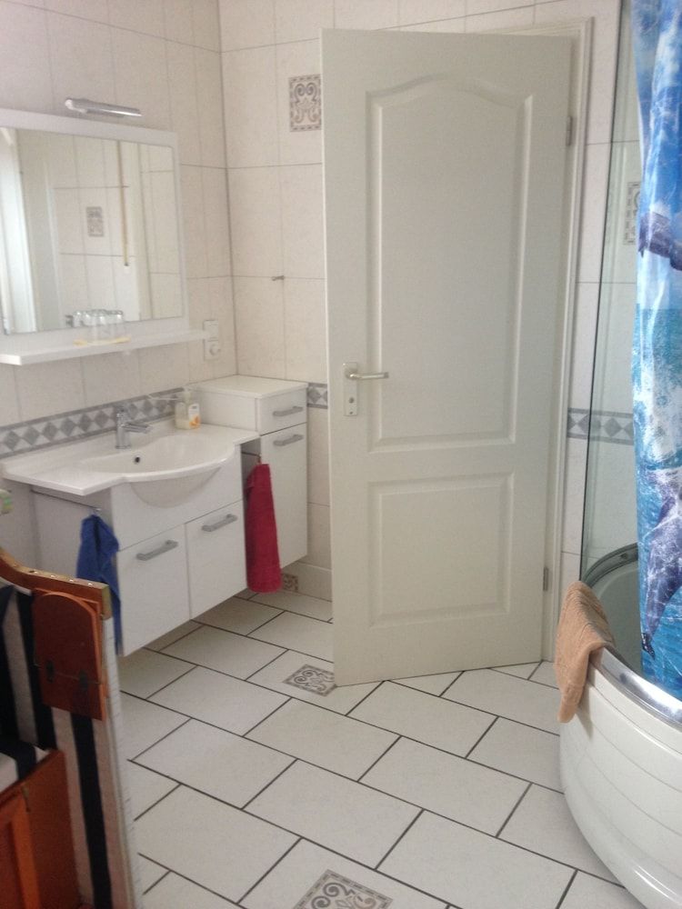 Gästehaus Tante Tienchen Comfort Quadruple Room (Jean) 3