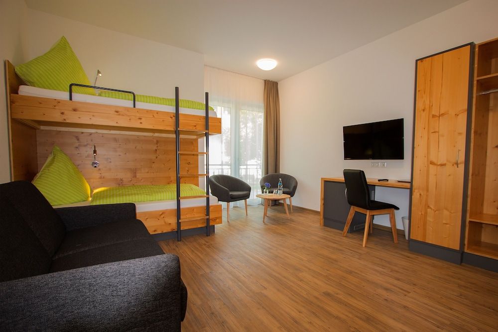 Pension Yvonne - SUPERIOR Superior-Family Room 6