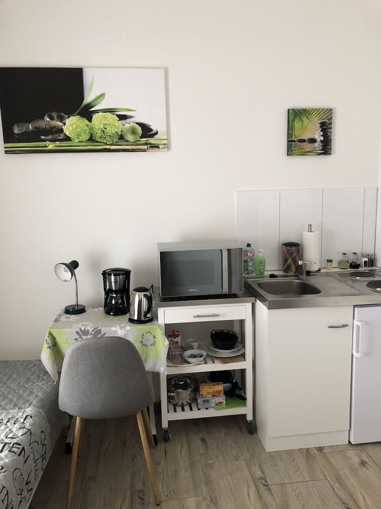 Single Room, Refrigerator & Microwave