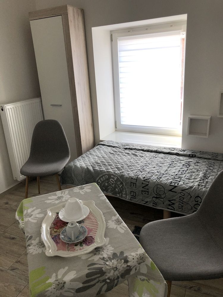 Single Room, Refrigerator & Microwave