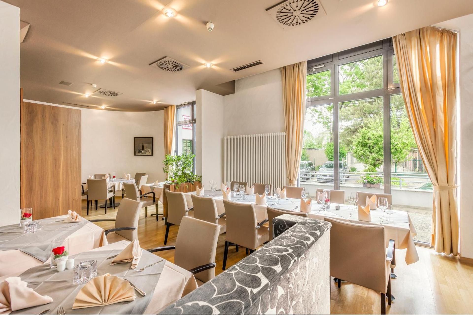 undefined Hotel Hiemann - Superior 9