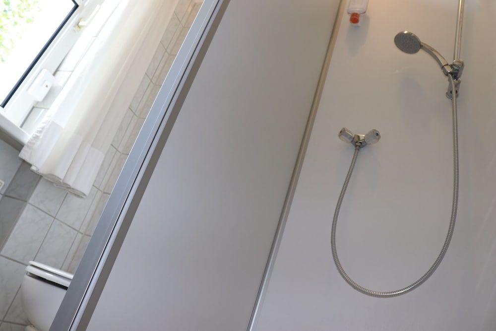 Basic Triple Room, Shared Bathroom