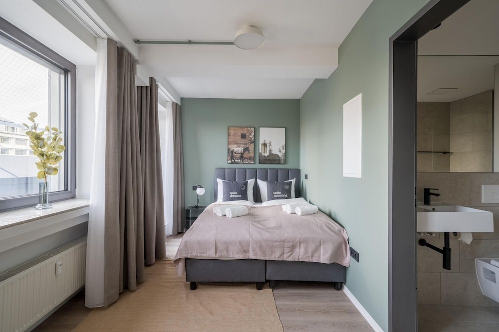 limehome Saarbrücken Berliner Promenade Economy Suite 2