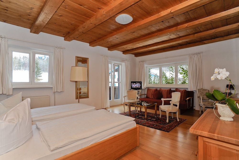 Double Room, Balcony (A)