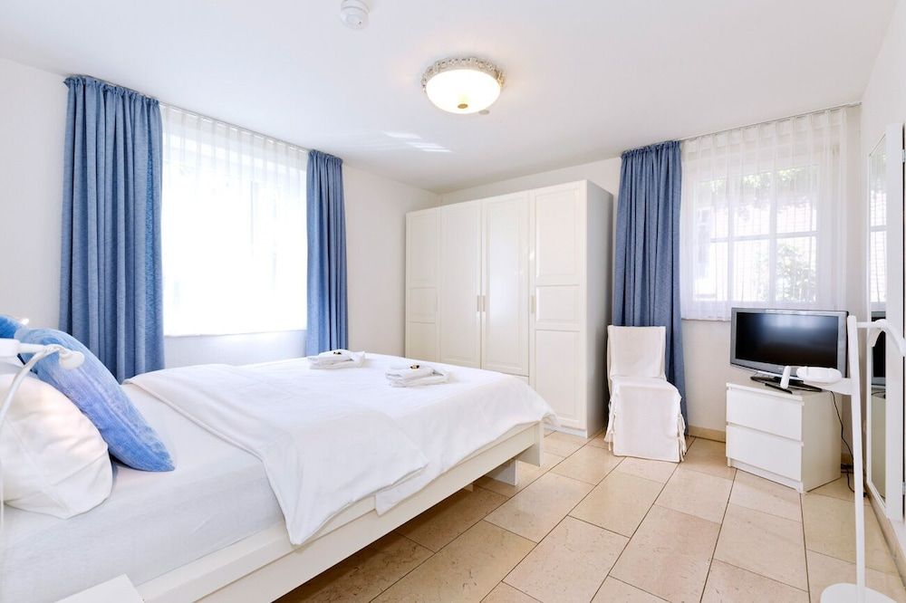 Apartment, 2 Bedrooms, Terrace, Garden Area