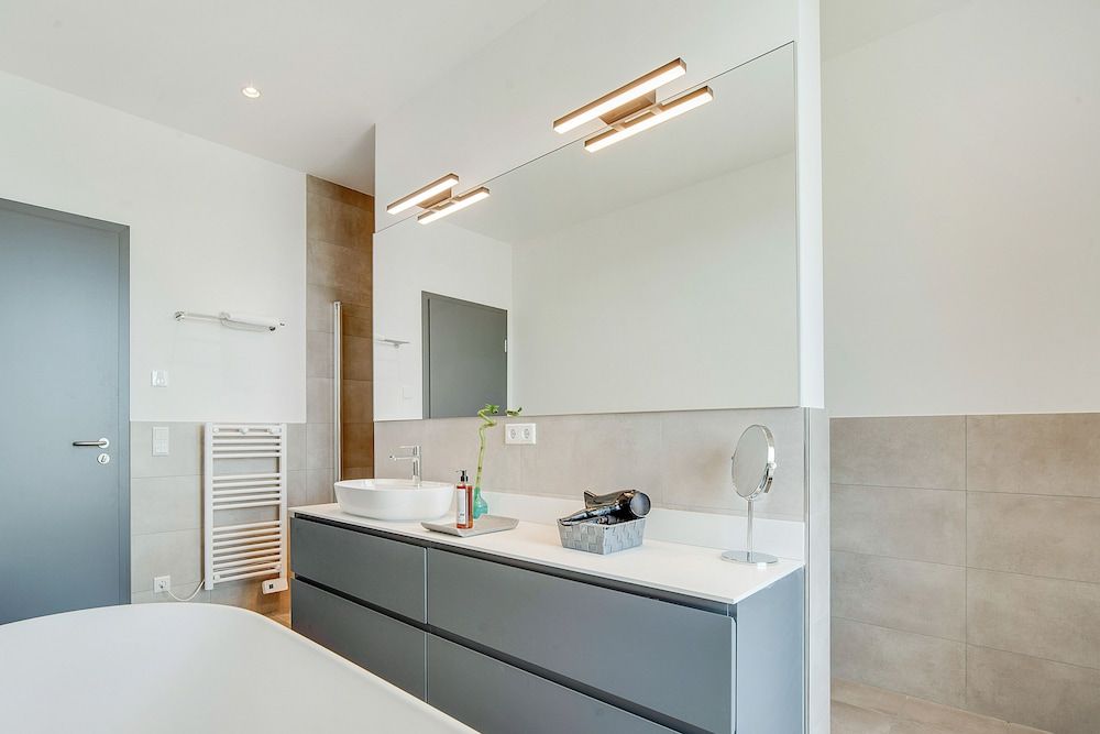 BRIGHT - Rosenheim Aicherpark Penthouse Suite with balcony and terrace. 7