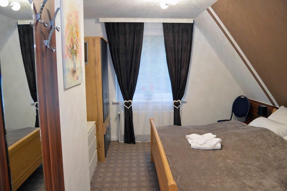 Heidepension Ambiente Standard Double Room, Garden View 4