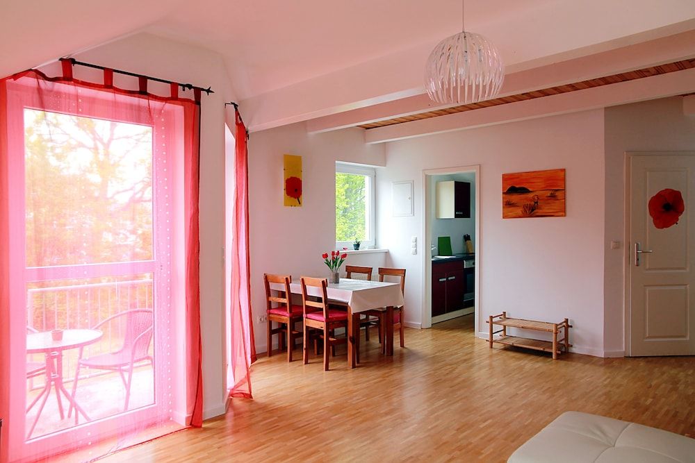 Apartment (6, Obergeschoss, inkl. Endreinigung)