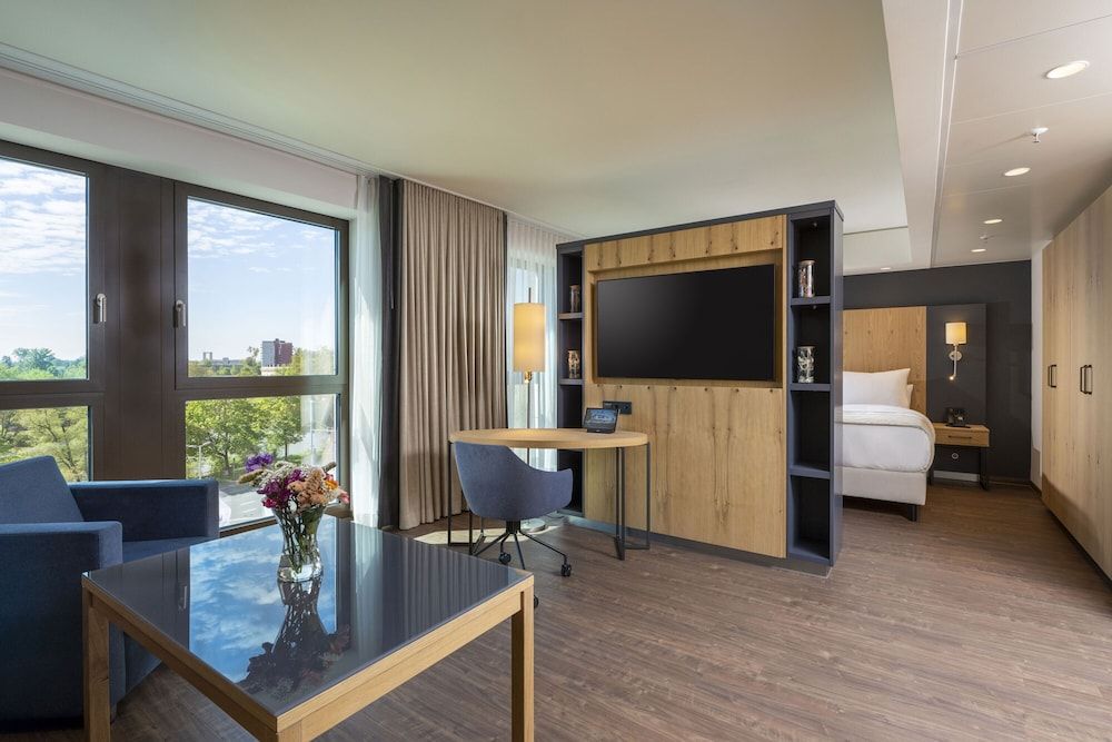 Maritim Hotel Ingolstadt Family Suite 7