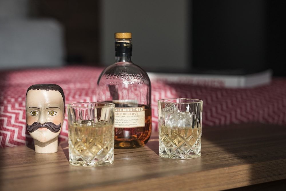 Kunst-Hotel Drei König am Marktplatz Stadt Lörrach Comfort Double Room, City View 6