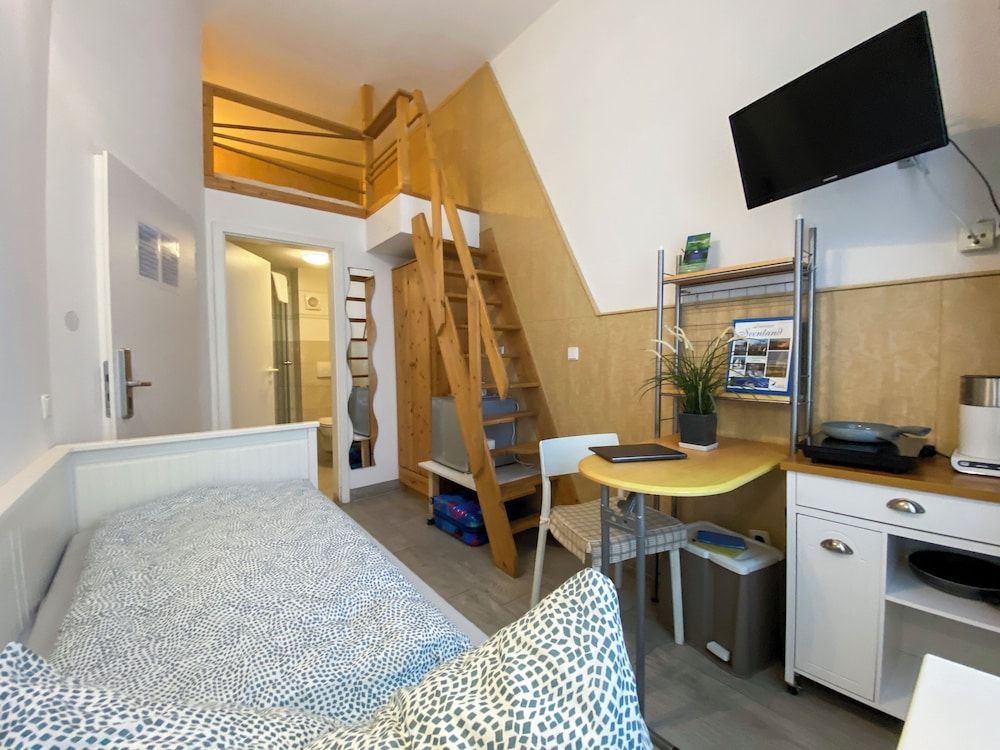 Basic Single Room