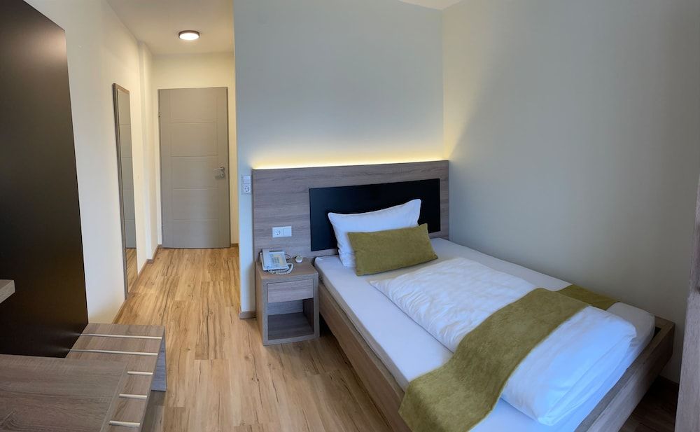 Hotel zur Flüh, Self Check-in Classic Single Room, Non Smoking 4