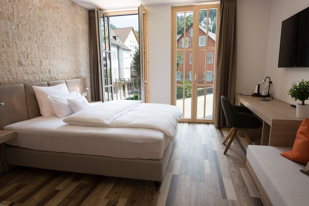 Hotelmyhome Deluxe Double Room 6