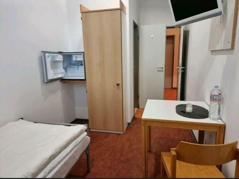 Comfort Single Room