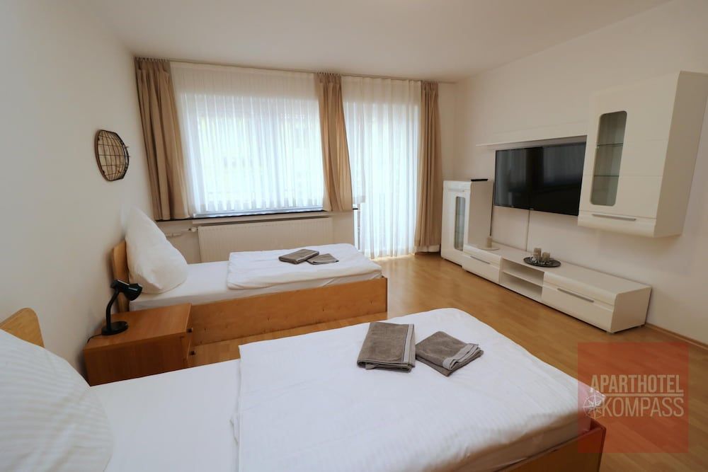 Aparthotel Kompass - Apartment (A302-303)
