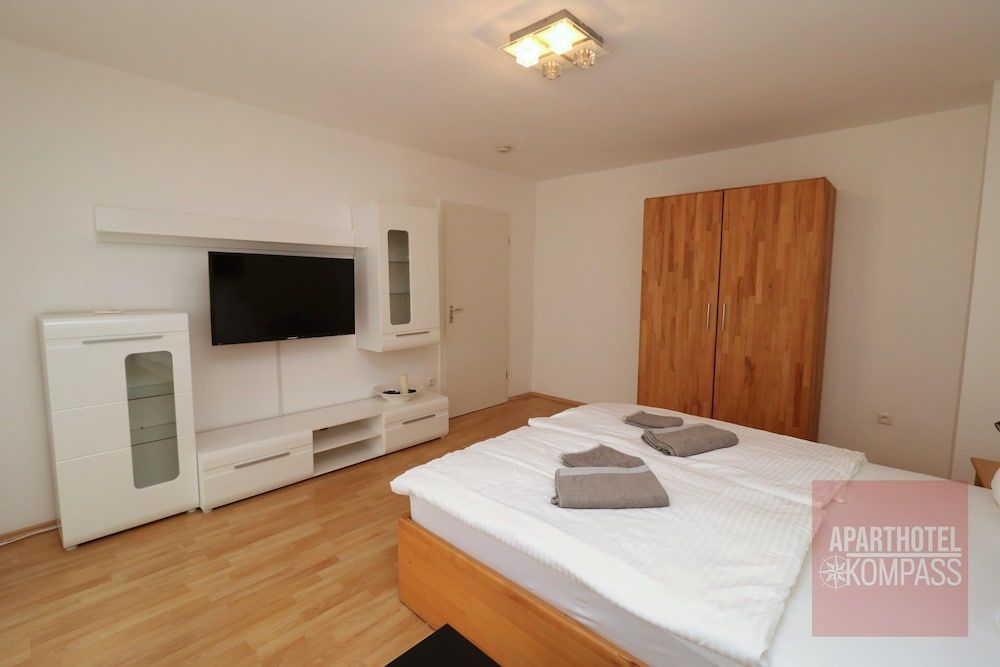 Aparthotel Kompass - Apartment (A102-103)