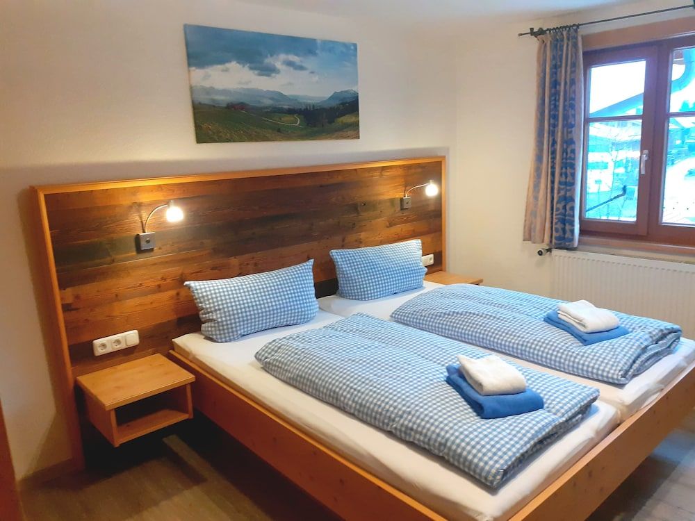 Standard Double Room, Mountain View (DZA)