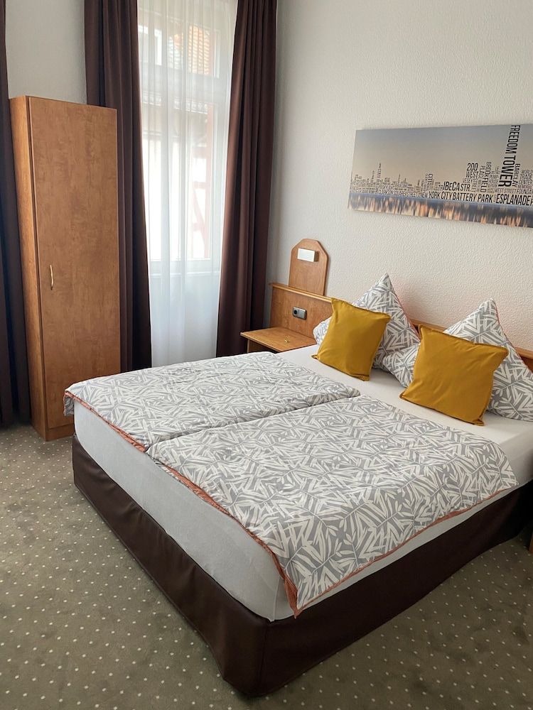 Hotel Goldenes Lamm Basic Double Room 3