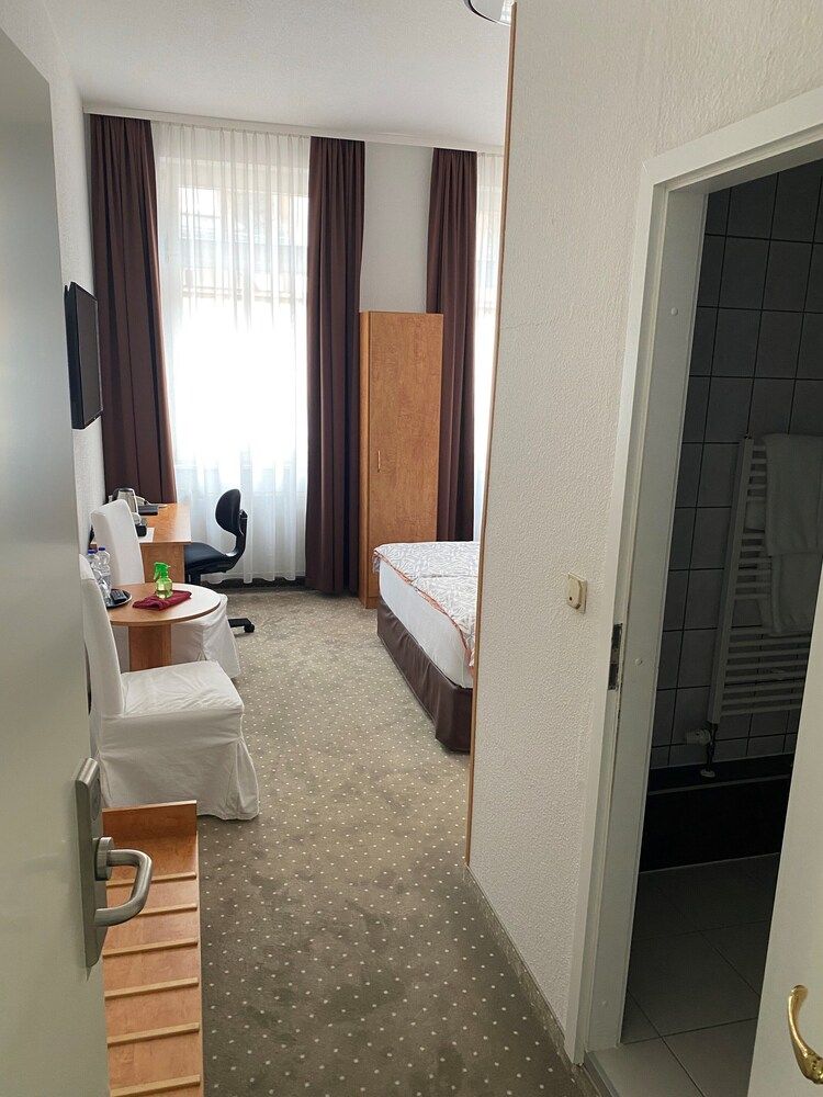 Hotel Goldenes Lamm Basic Double Room 2